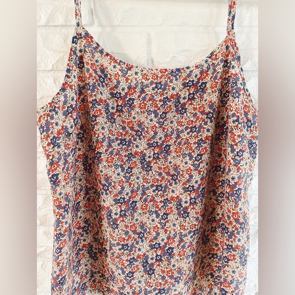 New Look Floral Thin Strap Tank - Picture 3 of 5